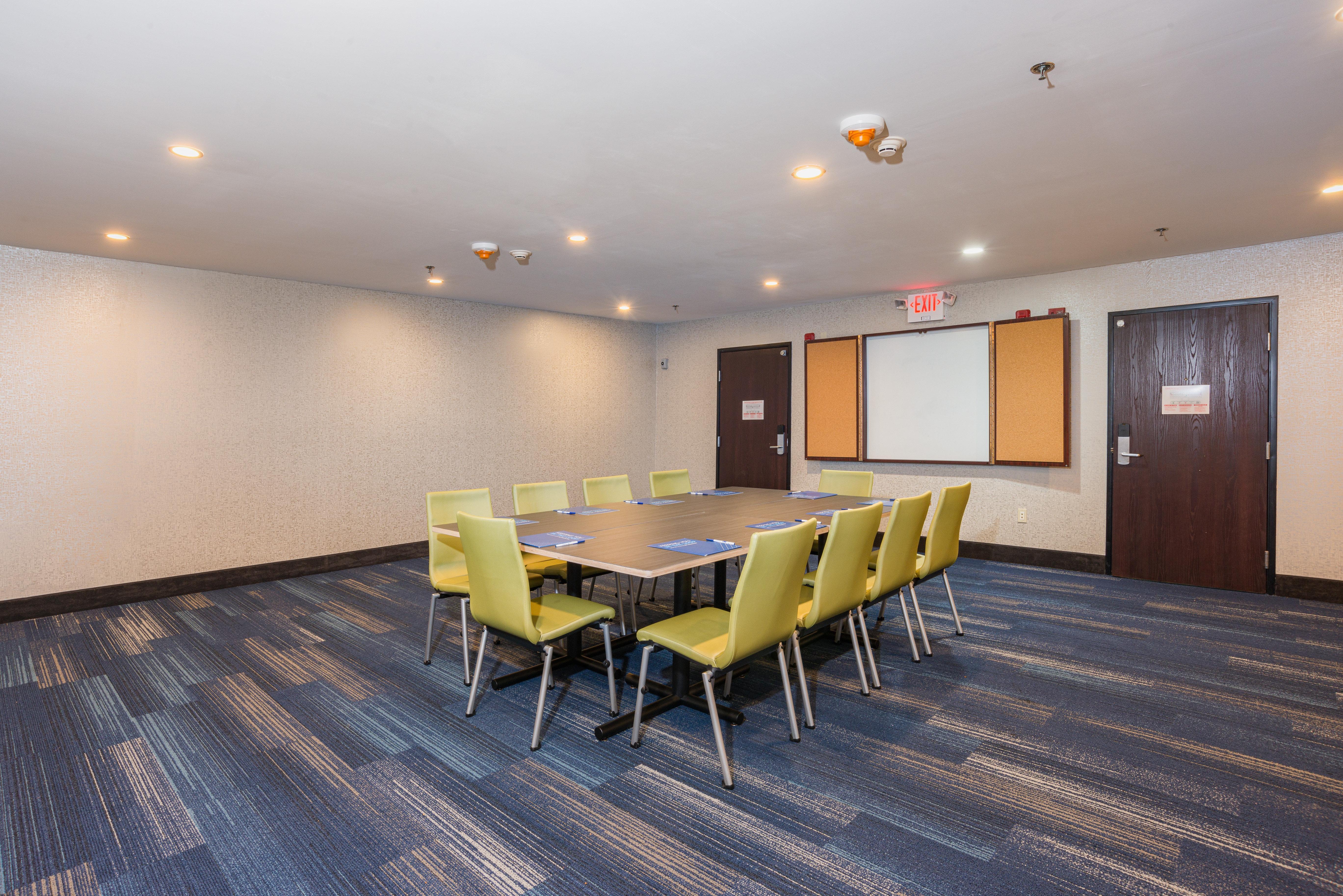 Holiday Inn Express Hotel & Suites Swansea By Ihg Eksteriør billede