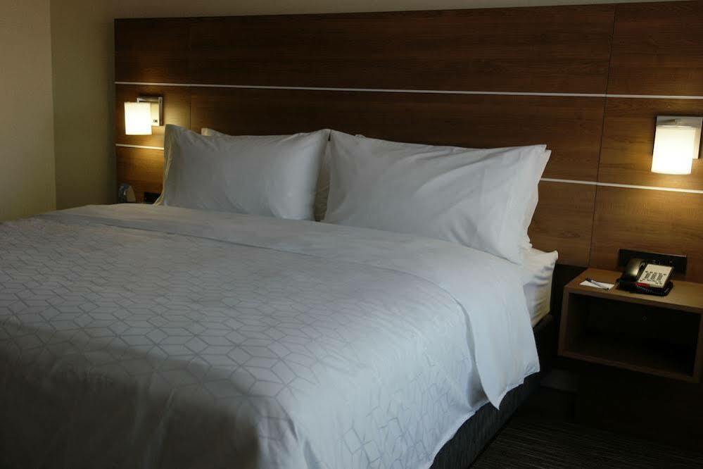 Holiday Inn Express Hotel & Suites Swansea By Ihg Eksteriør billede