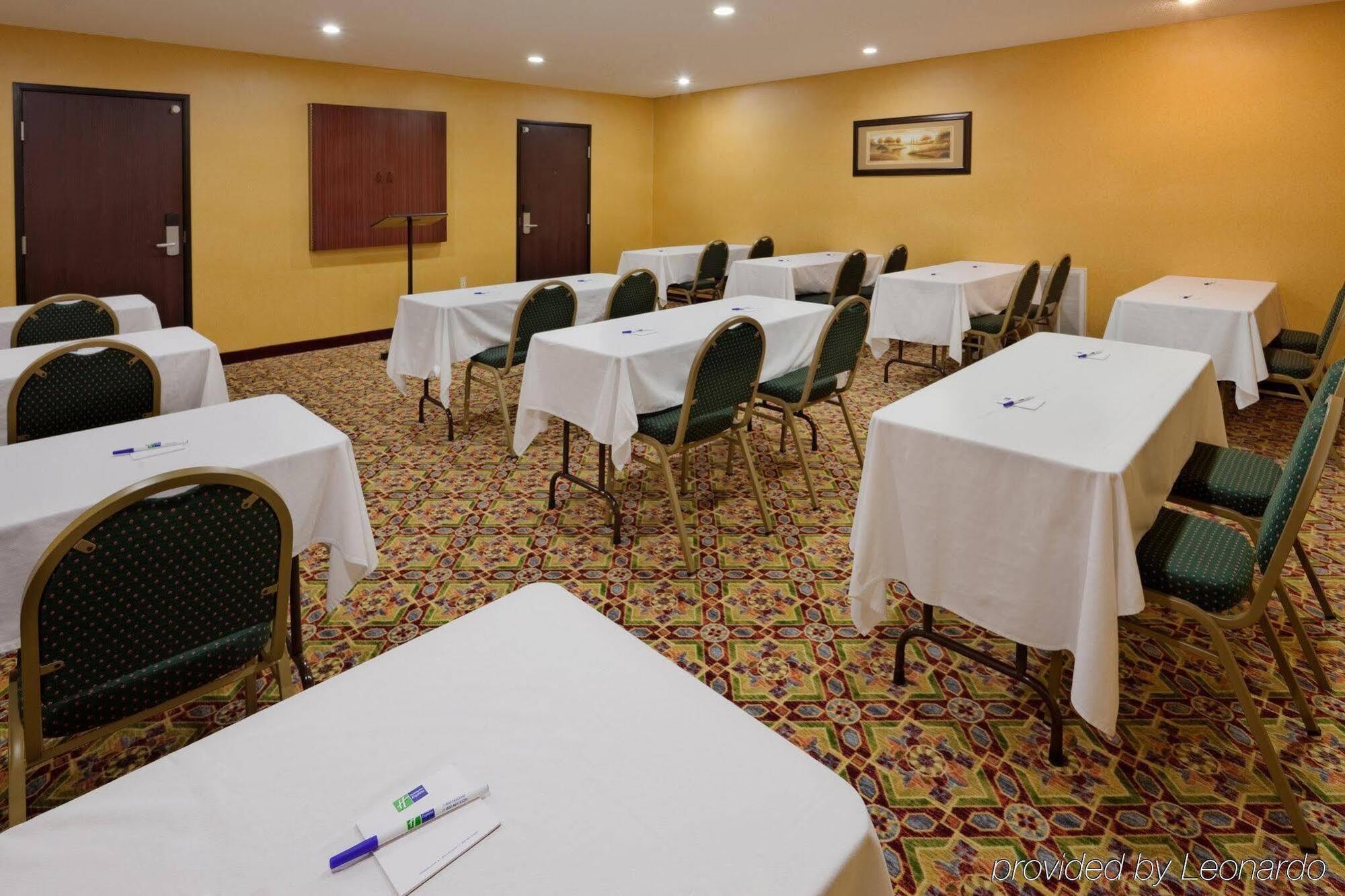 Holiday Inn Express Hotel & Suites Swansea By Ihg Eksteriør billede